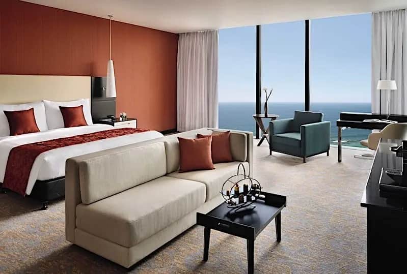 Suite Executive - Movenpick Hotel